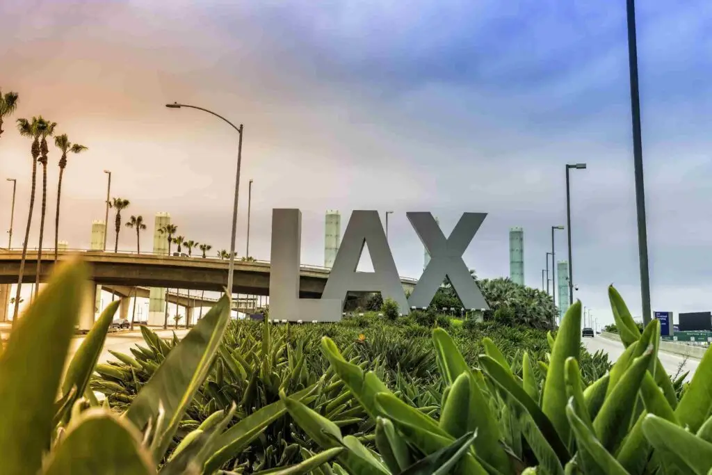 Los Angeles (LAX) is in the midst of a huge modernization, including constructing electric people-movers-1